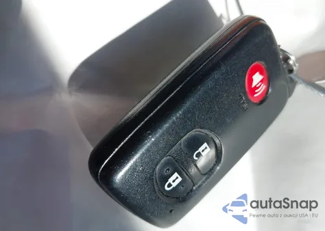 2011 Toyota Rav4 Limited V6 from USA, damaged, VIN 2T3DK4DV6BW043684